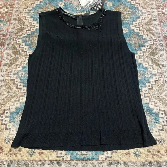 NWT deadstock Black pleated sleeveless blouse with beaded collar size XL - Picture 3 of 7